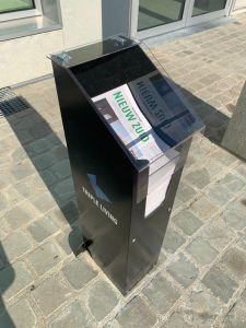 Outdoor brochurehouder